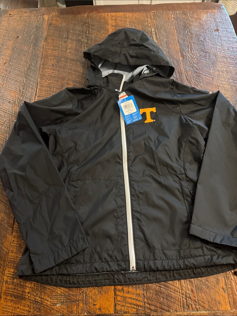 NWT Tennessee Volunteers Columbia rain jacket